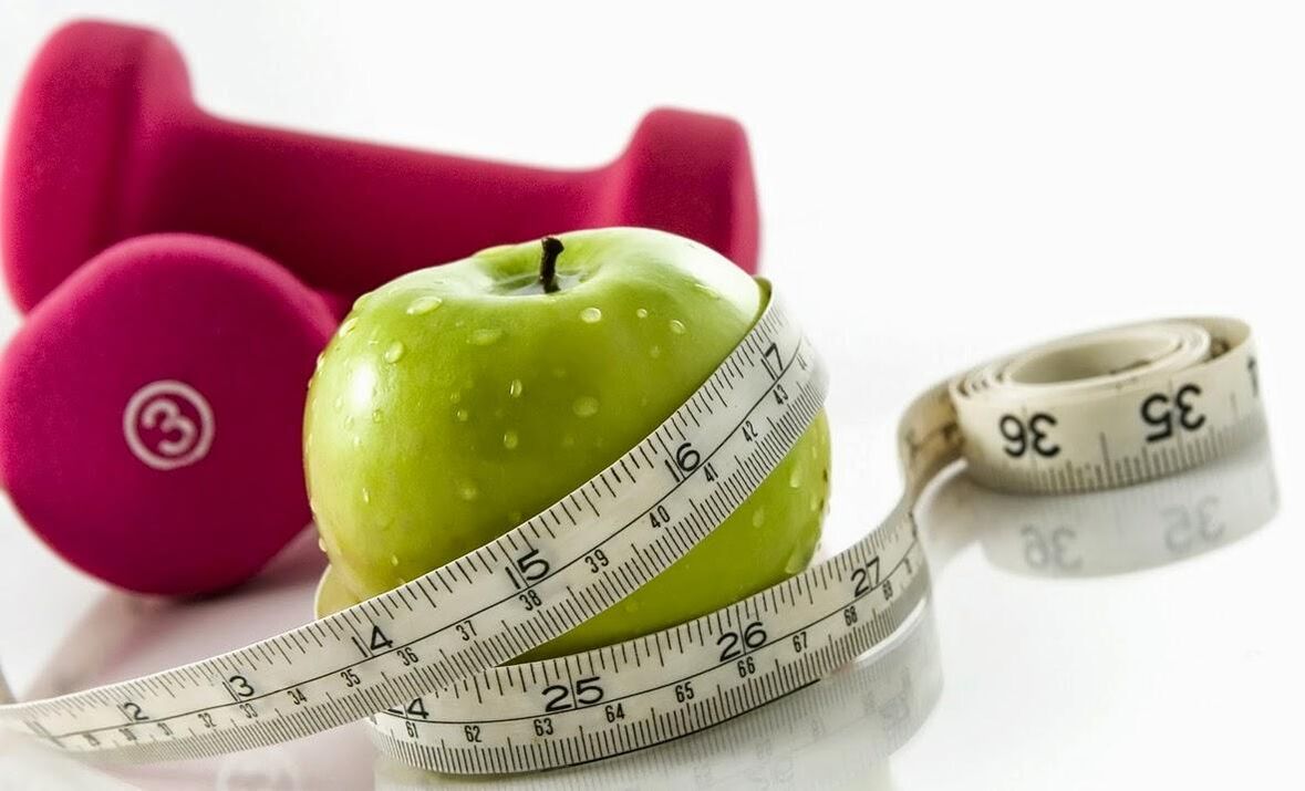 Apples and dumbbells lose 10 kg a month